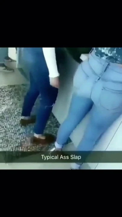 Linda et Fanny playing