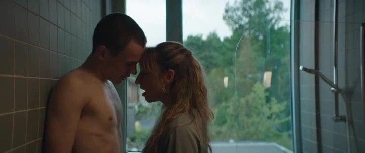 Passionate older-younger affair (2018)