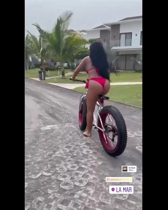 Rica eliza flores edecan culazo