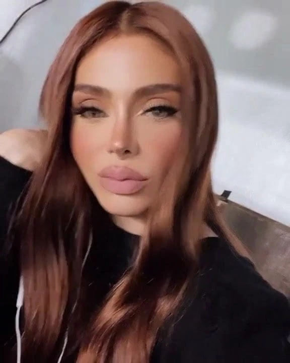 Sandy conductora rica para coger duro